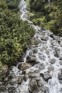 莫尔斯基亚奥科湖山区瀑布图片