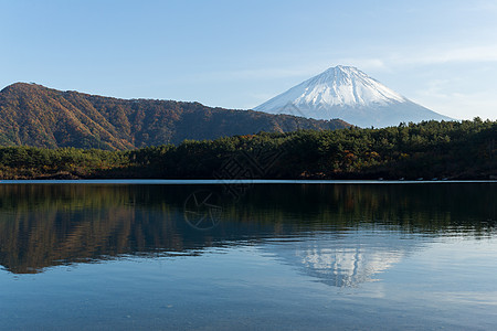 藤山森林天空火山植物橙子农村风景旅行晴天地标图片