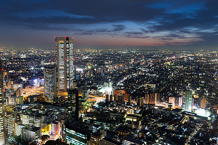 东京市夜间天际日落景观旅行金融商业窗户街道地标办公室图片