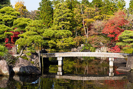 日本甲子园寺庙建筑建筑学历史性花园遗产纪念碑古园岩石旅行图片