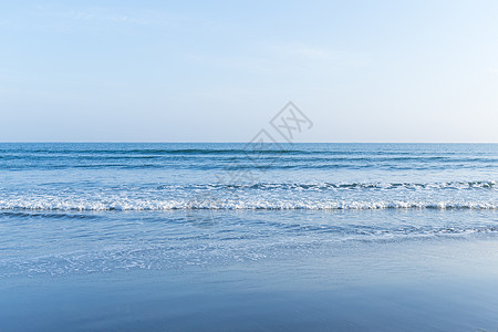 沙沙海滩天空太阳海浪蓝色季节海洋旅行海岸白色冲浪图片