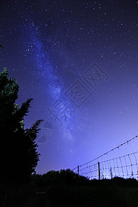 意大利撒丁岛天空中的银河星星岩石天文旅行星系银河系冒险爬坡宇宙星座图片