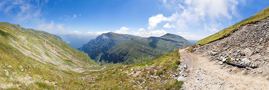 夏季布奇吉山的全景风景国家草地公园石头岩石顶峰旅行季节松树图片