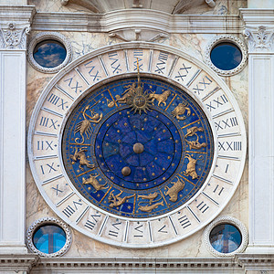 意大利威尼斯  圣马克时钟塔细节时间符号生肖地标广场正方形假期旅游旅行天文图片