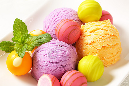 水果花果冰淇淋和菠萝紫色味道盘子糖果食物橙色奶糖绿色粉色巧克力图片