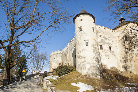 波兰的Niedzica城堡纪念碑天空历史历史性据点抛光堡垒地标遗产旅行图片
