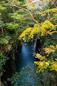 日本秋天高原峡谷图片