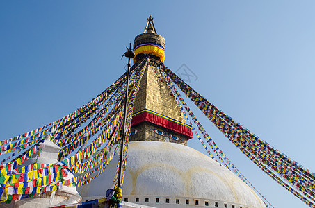 尼泊尔加德满都的剪影风格遗迹寺庙祷告宗教晴天猴庙佛塔眼睛图片