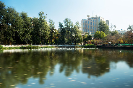 绿湖公园旅游建筑物公园黑色池塘旅行目的地图片