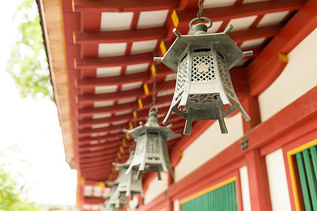 日本寺庙和灯笼宗教森林建筑文化花园衣架艺术神社旅游建筑学图片