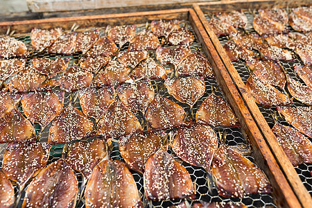 芝麻干鱼炙烤食物盐渍传统脱水油炸白色太阳图片