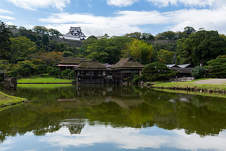 传统纳加哈马堡风景植物古董木头文化建筑学城堡池塘房子花园图片