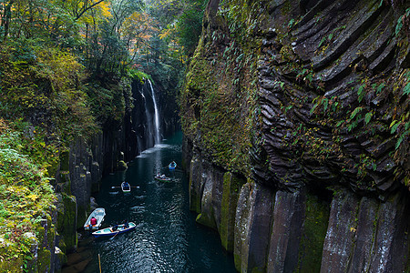 日本高原峡谷公园风景绿色叶子旅行悬崖瀑布图片