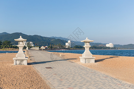 青岛神社和海滨海滩图片