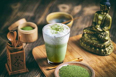 Matcha 茶拿铁地面美食作品绿色粉状粉末用具文化仪式竹子图片