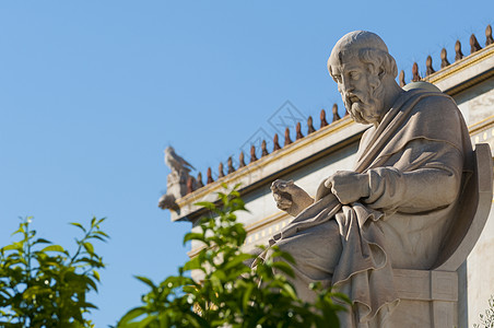 经典柏拉图雕像旅行叶子历史性艺术品历史教育建筑学哲学天空思想家图片