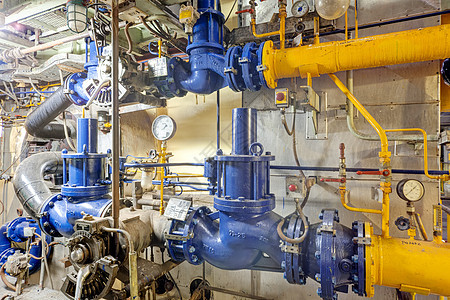 工业工厂甲醇炼油厂化学品金属车站阀门气体生产液体制造业图片