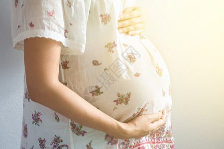 孕妇的肚子幸福手指孩子婴儿夫妻腹部卫生身体母性女性图片