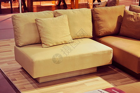 现代沙发房间休息室长椅装饰白色风格工作室家庭家具座位图片