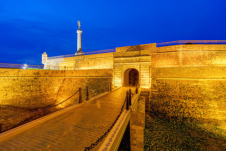 贝尔格莱德堡垒和Kalemegdan公园天际建筑城堡旅行游客首都天空色彩景观旅游图片