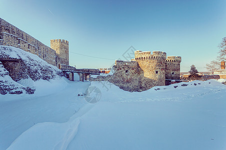 旧堡垒的墙壁历史城市岩石城堡旅行石头天空历史性地标建筑图片