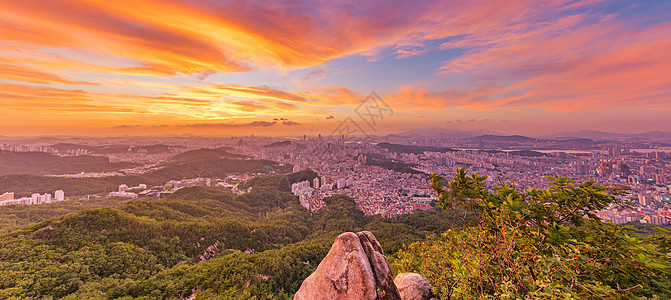 韩国首尔市天际日落旅行建筑物场景景观全景建筑学地标商业市中心城市图片