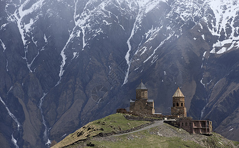 修道院 Kazbegi 格鲁吉亚军事高速公路Ge建筑物教会旅游圆顶遗产继任者历史建筑学寺庙文化图片