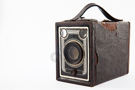 白色背景上隔离的古董相机乡愁盒子立方体皮革镜片照片正方形历史摄影模拟图片