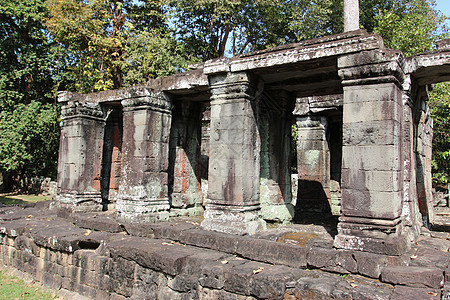 柬埔寨一座古老寺庙的废墟上帝旅行地标纪念碑遗产文化历史城市古董旅游图片