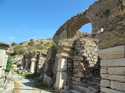 土耳其古希腊城的废墟古董宗教城市旅游地标建筑学柱子石头纪念碑遗迹图片