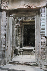 柬埔寨古老寺庙的窗户城市文化热带丛林雕塑荒野宗教纪念碑文明历史图片