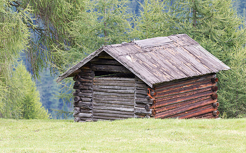 阿尔卑斯山的旧小屋国家建筑学文化木材房子日志乡村场景建筑农村图片