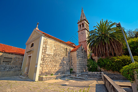 斯普利斯卡教堂石头村和街景图片