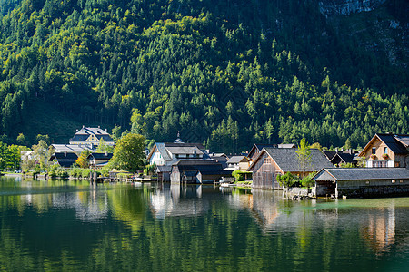 Hallstat湖的Hallstat 视图房屋城市建筑物树木旅行山脉高山地标天空旅游图片