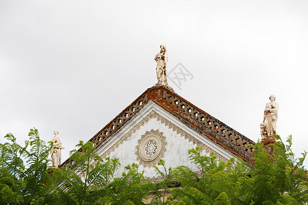 Algarve 典型建筑历史街道市中心建筑学房子天空白色城市雕像蓝色图片