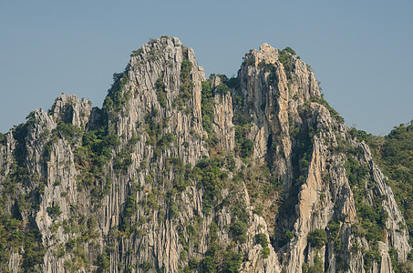 石灰岩山绿色假期风景森林爬坡旅游山脉峡谷石灰石地质学图片