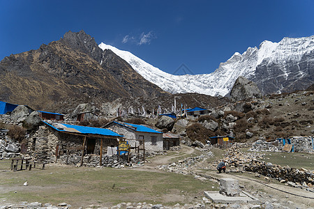 山区尼泊尔村尼泊尔村天空生态假期旅行村庄浪塘山脉旅游远足图片
