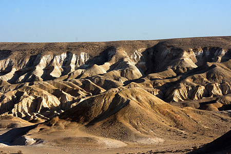以色列内盖夫沙漠的艾因·阿夫达特峡谷图片