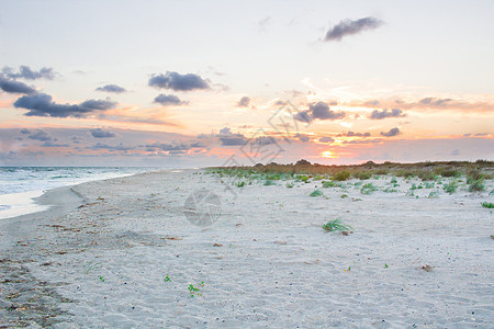 桑迪空海海岸海景 云彩多彩的日出天景多云海景水景天空波浪海浪水路场景景观全景图片