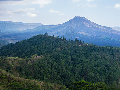 巴厘岛火山 来自巴厘金塔马尼的阿贡山爬坡蓝色地标古农天空火山假期绿色念珠菌旅行图片