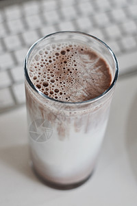 美味巧克力牛奶电脑食物键盘白色办公室可可图片
