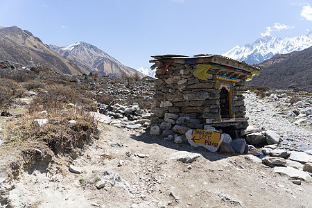 尼泊尔Langtand河谷登山假期生态远足旅行旅游山脉浪塘天空图片