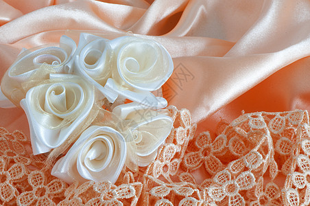 情人节珍珠礼物白色宝石玫瑰丝带女士戒指订婚花瓣图片
