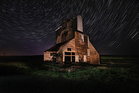 Palouse 华盛顿的 星际轨迹夜月光照射星座起跑线银河系时光农业摄影天空绿色时间农田图片