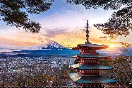 富士山和日本日落时的丘瑞托帕果达等美丽的地标季节宝塔浅间火山天空樱花神社旅行寺庙神道图片