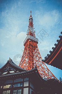 东京塔和日本传统寺庙建筑城市建筑学蓝色佛教徒旅行游客景观地标神社图片