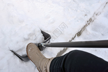 妇女潜雪雪图片