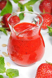 草莓新鲜酱汁食物糖尿病营养地薄荷沙锅午餐冰沙肉汁肉质花蜜图片