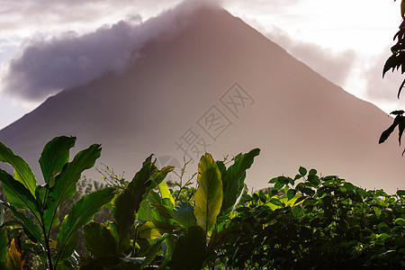 阿伦火山天空地形途径国家顶峰石头公园旅行农场衬套图片