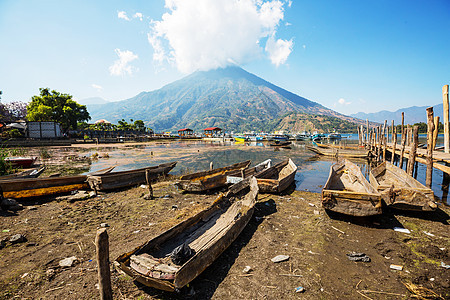 阿提特兰湖旅行火山全景高地村庄陨石蓝色风景天空假期图片